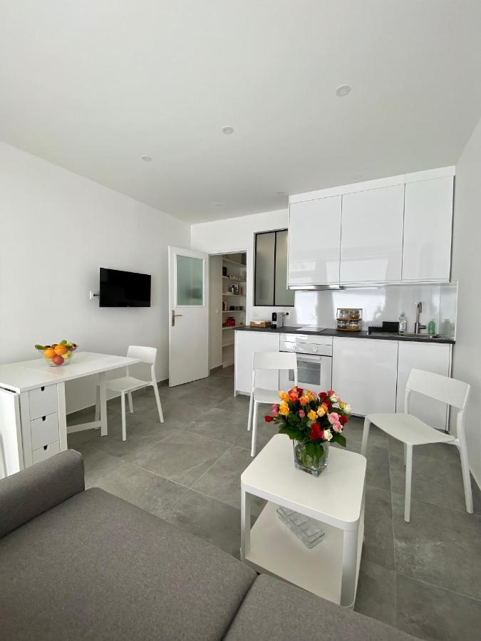 Chez Les Artistes De Menilmontant Apartment Paris Exterior photo